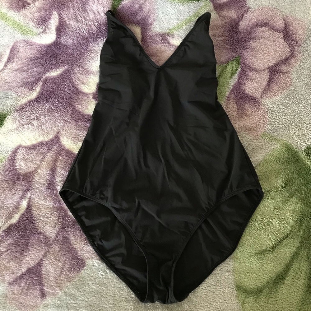 GAP Halter One-Piece - Picture 3 of 8